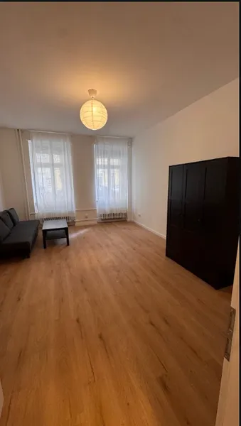 Exklusive 3-Raum-Wohnung mit EBK in Berlin Neukölln — photo 1
